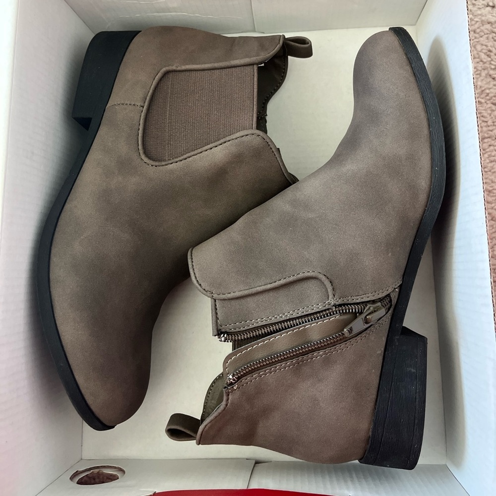 american rag booties